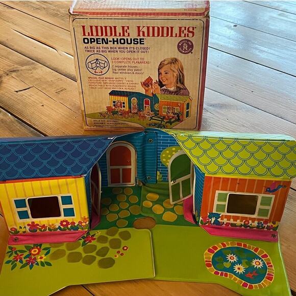 VTG 1968 Liddle Kiddle Open-House Doll house with original box. house only! - Picture 1 of 10